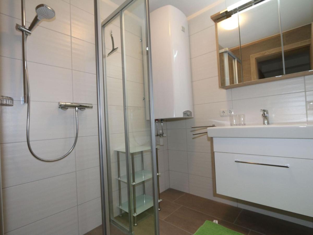 Apartment In Bramberg Am Wildkogel With Balcony ภายนอก รูปภาพ